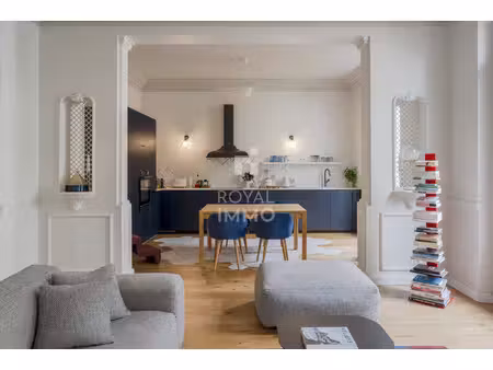 toulon haute ville | appartement bourgeois rénové par arch
