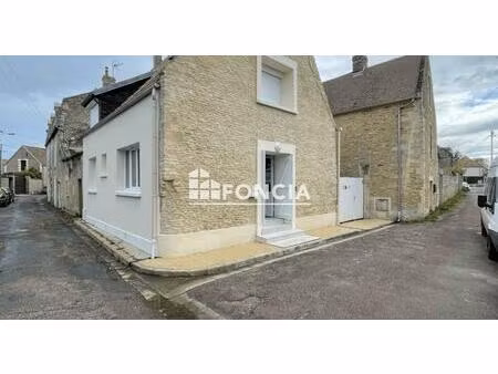 bernières-sur-mer – maison en pierre entièrement rénovée – à 750 m de la plage