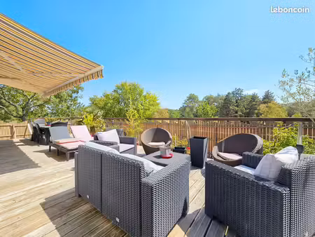 maison 6 pièces 161 m²