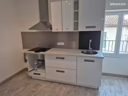 beau t2 de 50 m² centre ville eyragues