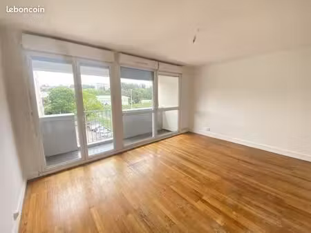 appartement 3 pièces 56 m²