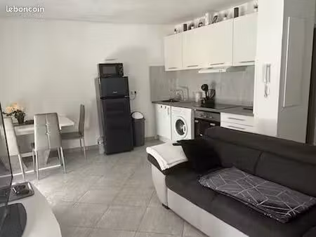 location t2 cuers 83390 libre rapidement