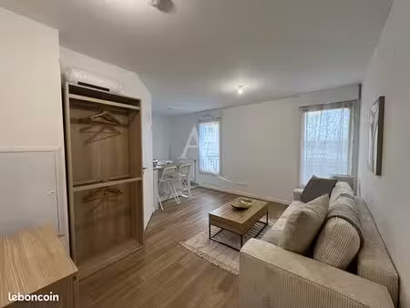 studio 1 pièce 24 m²