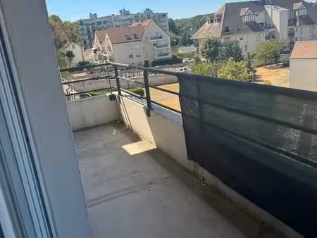 à louer – superbe t2 de 45 m² avec balcon à dreux