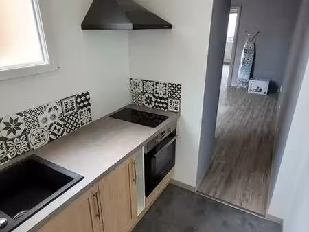 appartement f2 avec box  cave et jardin