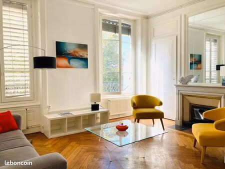 appartement t2bis 64.00m² 69003