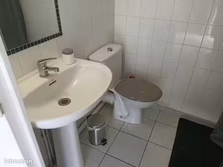 studio meublé 20 m² avec balcon – étudiant uniquement – nice carlone