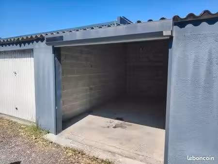 garage/box