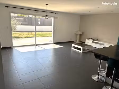 maison trémentines avec garage - disponible 1er septembre