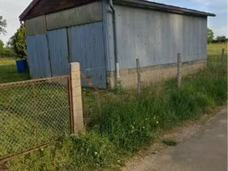 terrain à louer à auxere