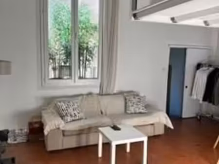a louer très joli t2 proche cour mirabeau aix en provence