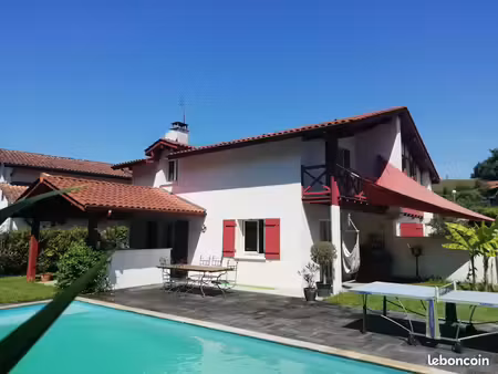 appart pour 2 etudiant-e-s avec balcon
