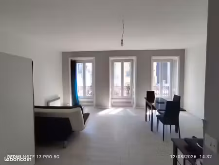 studio 2 pièces 31 m²