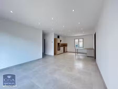 maison 3 pièces 80 m²