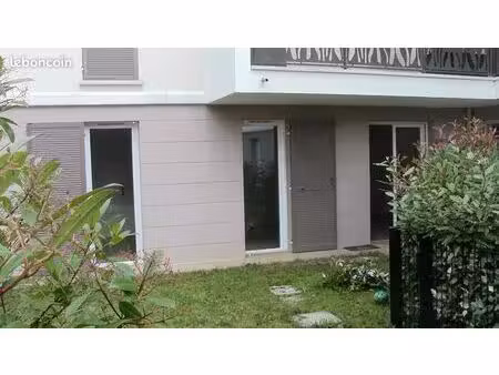 meublé 64 m2 double parking+jardin