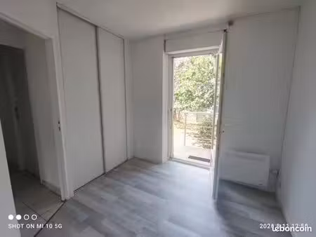 t3 en duplex avec terrase