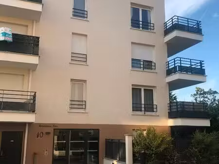 studio 1 pièce 31 m²