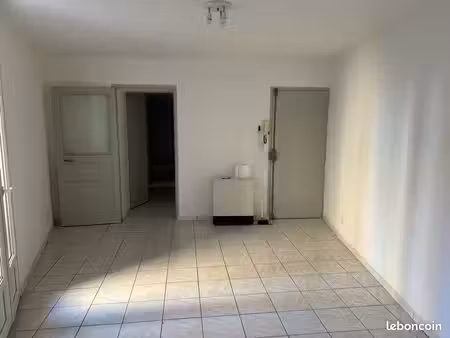loue appartement 3 pièces