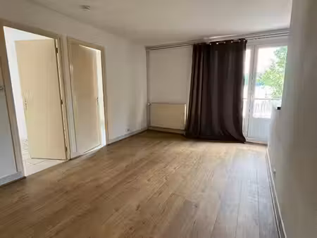 appartement 3 pièces 50 m²