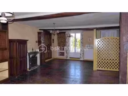 immeuble mixte de 270 m² à riberac