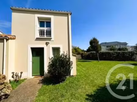 vente appartement 3 pièces à saint-gilles-croix-de-vie (85800) : à vendre 3 pièces / 45m² 
