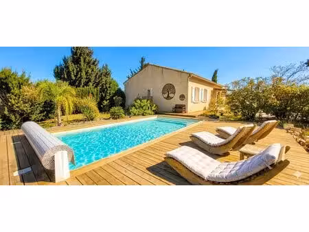 villa de plain-pied 4 faces avec piscine - terrain constructible et divisible de 2 442 m².