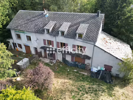 maison 11 pièces - 353 m²