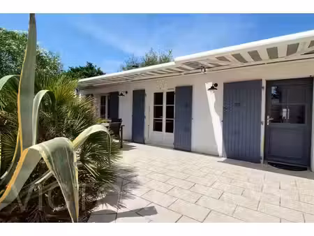 maison à vendre de plain-pied- 3 chambres- le bois-plage-en-ré