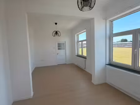 appartement entièrement rénové 1 chambre