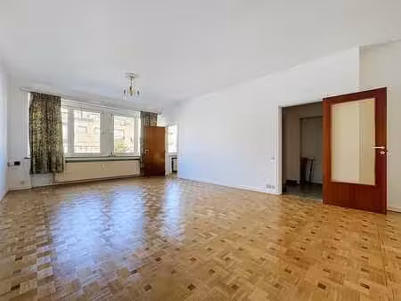bel appartement de 2 chambres
