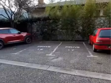 location place de parking