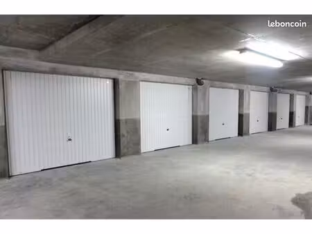 le baudelaire garage