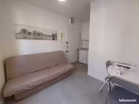 studio 1 pièce 11 m²