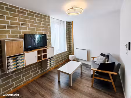 loft meublé atypique – fibre incluse – toutes charges fixes comprises