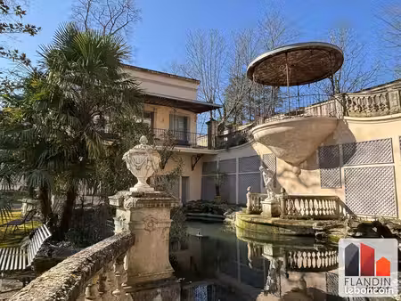 maison 6 pièces 265 m²