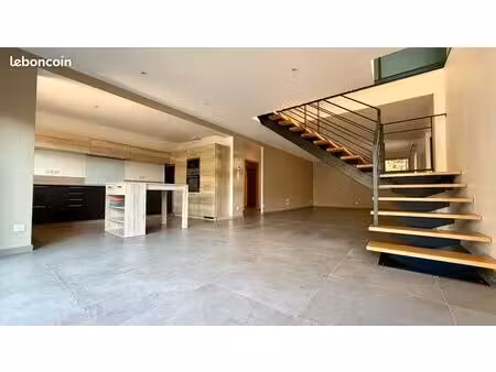 maison de village rénovée 156 m² — glun (07300) — clim  fibre  garage