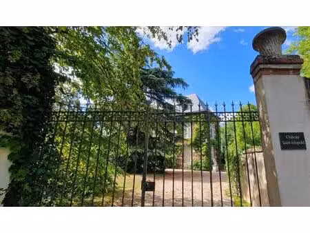 chateau
