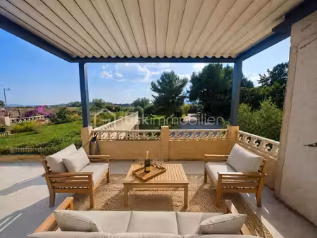 montbazin à 20 min de montpellier et sète !!! – propriété de caractère de 233 m² sur 3285 