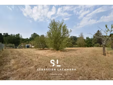 cadalen terrain à bâtir de 1 070 m2 environnement calme
