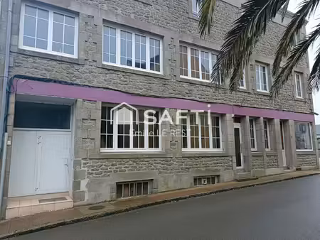 local commercial 127m2 plomodiern