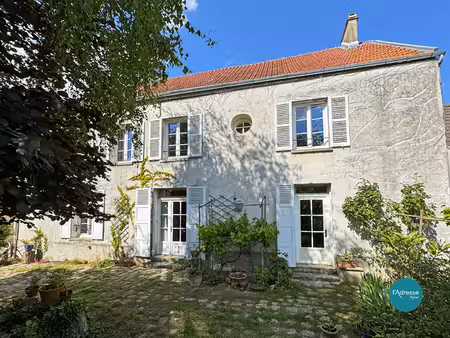 vente maison 8 pièces  200.00m²  ballancourt