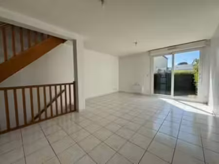 vente maison à port-en-bessin-huppain (14520) : à vendre / 76m² port-en-bessin-huppain