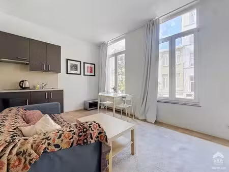 appartement à louer à saint-gilles € 1.200 (lqy6h) - era châtelain (ixelles ii) | zimmo