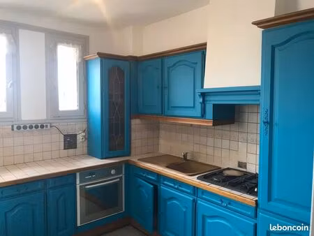 159 000 euros -vente par propriétaire 75 m² - t4 – 5ème etage ascenseur- st martin montpel