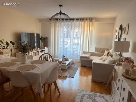 t3 78 m² avec terrasse plein sud – tours centre – proche jean jaurès