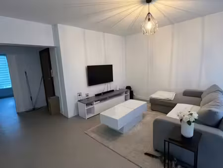 appartement t3/t4 rénové – 72 m² – échirolles  cours jean-jaurès