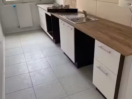 location appartement t3 de 74 61m2