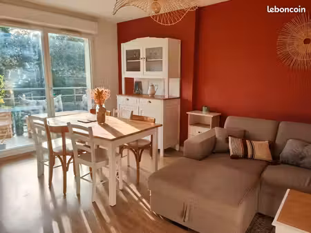 appartement 49m2 - location meublée à l'année - bourg du château d'olonne