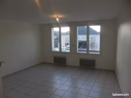 a louer : appartement t2