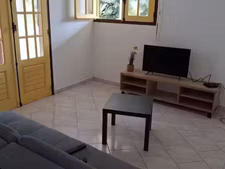 location bas de maison